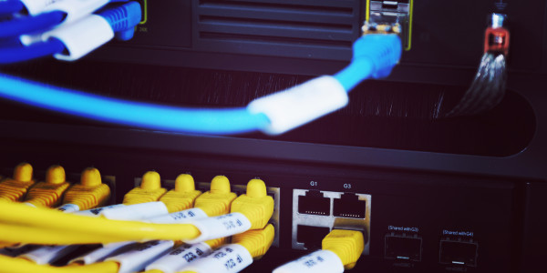 Instalación / Implantación / Legalización de ICT en Madrid · Implantación de Wi-Fi y redes privadas