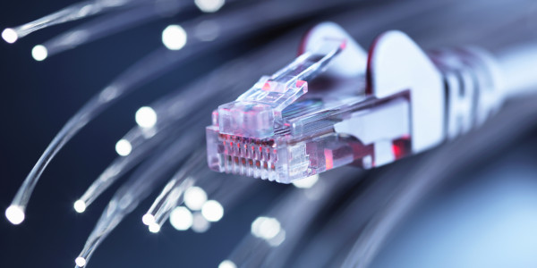 Redacción / Implantación / Legalización de Proyectos ICT Villamanrique de Tajo · Legalización y Provisión de internet banda ancha y fibra óptica